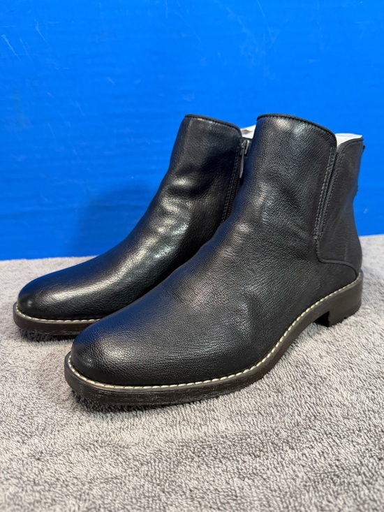 Franco Sarto Other - Franco Sarto Black Leather Zip Ankle Boot